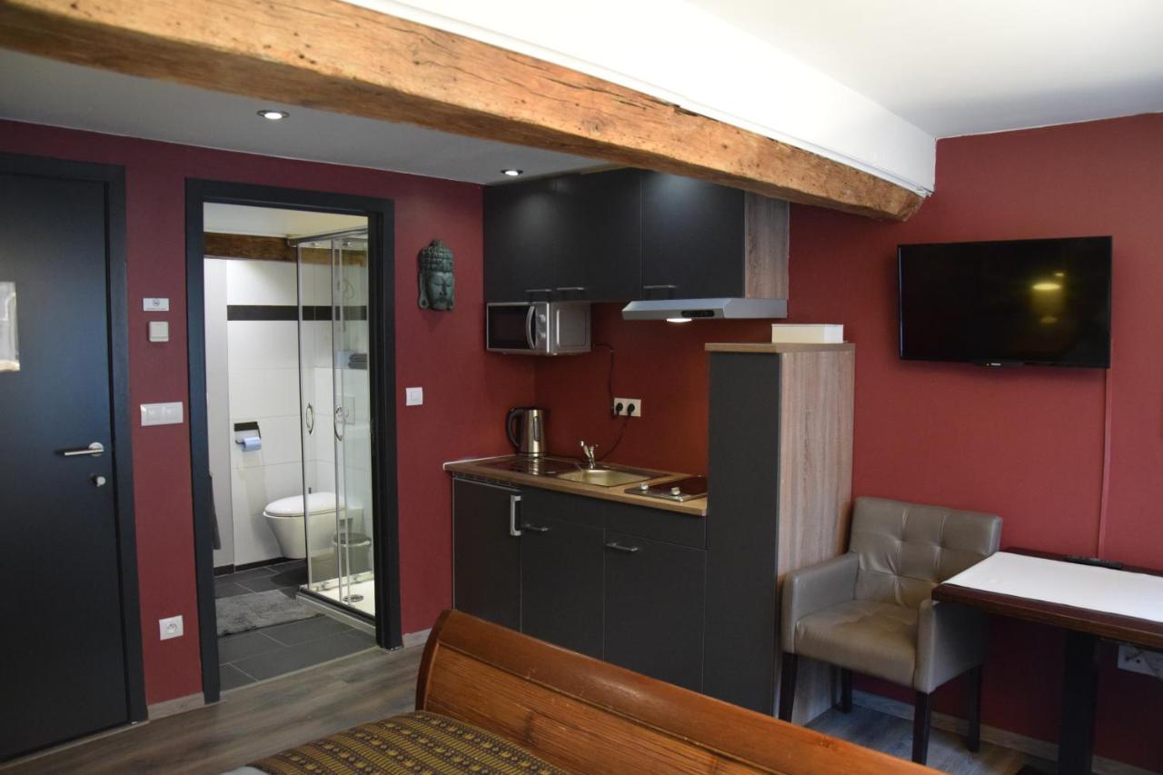 Studio Frodo En Zazou Maaseik Extérieur photo